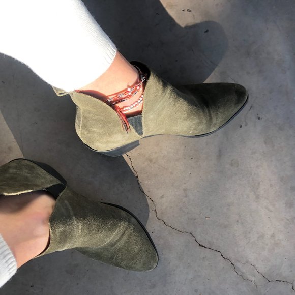 SOLD*Olive Suede Low Cut Chelsea Western Boots - Picture 2 of 13